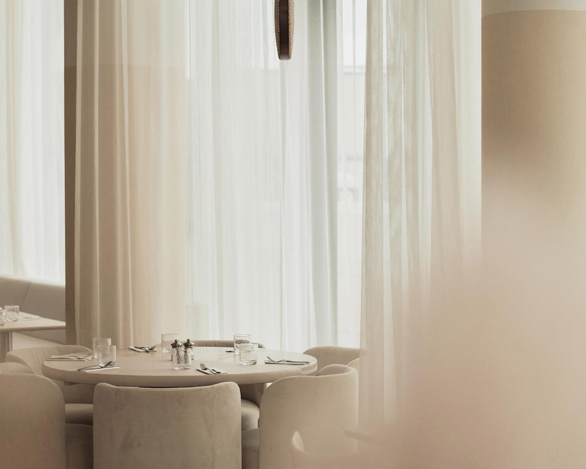 Enso District Hotel クノック・ヘイスト エクステリア 写真